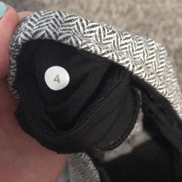Lululemon 28” Leggings - Picture 5 of 5
